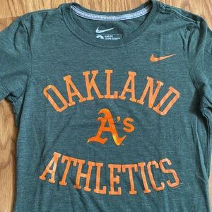 MLB Oakland Athletics Nike Tee - Size S